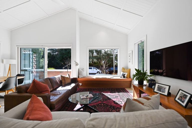 Photo of property in 8 Taylor Street, Cambridge, 3434