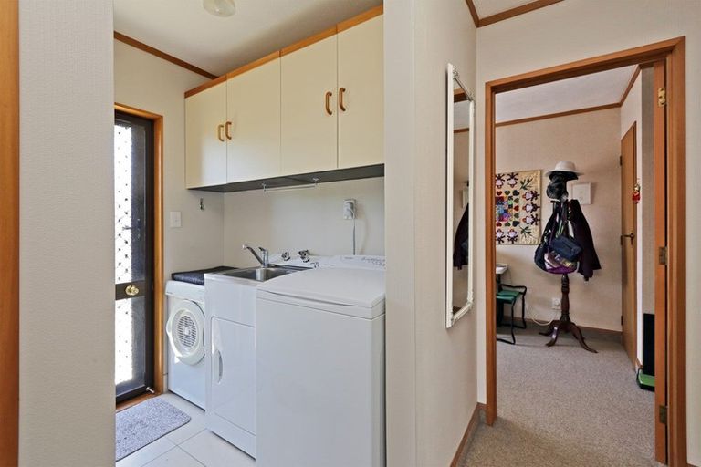 Photo of property in 49a Church Road, Taradale, Napier, 4112