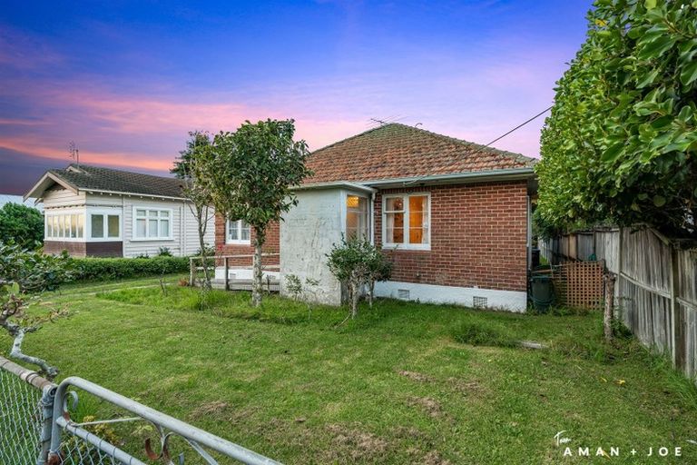 Photo of property in 51 Moa Road, Point Chevalier, Auckland, 1022