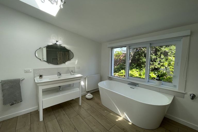 Photo of property in 164 Neudorf Road, Upper Moutere, 7175