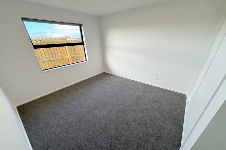 Photo of property in 16 Llew Summers Street, Belfast, Christchurch, 8051