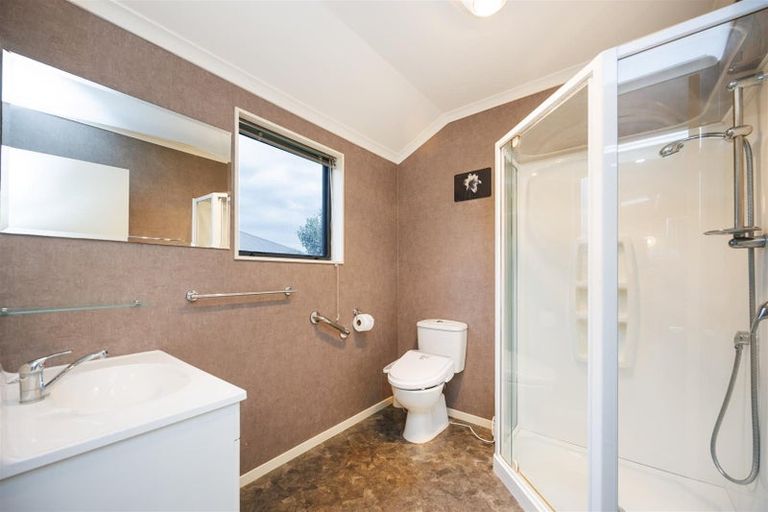 Photo of property in 6 Blennerville Close, Marton, 4710