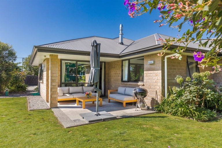 Photo of property in 74 Queen Street, Westport, 7825