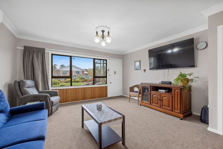 Photo of property in 2/91 Roberta Drive, Somerfield, Christchurch, 8024