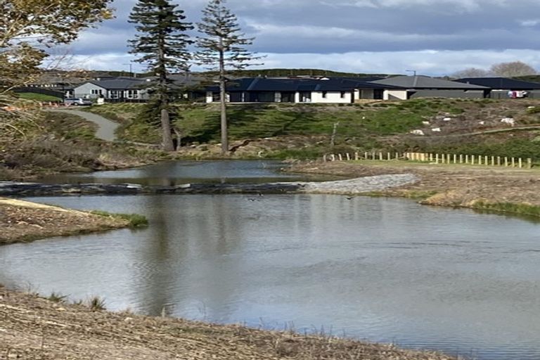 Photo of property in 9 Carriage Close, Omokoroa, 3114