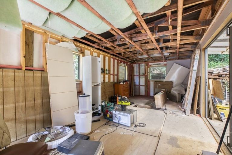 Photo of property in 37 Western Road, Laingholm, Auckland, 0604