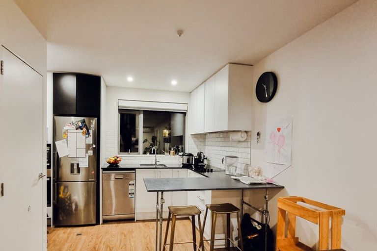 Photo of property in 16/31 Princess Terrace, Newtown, Wellington, 6021