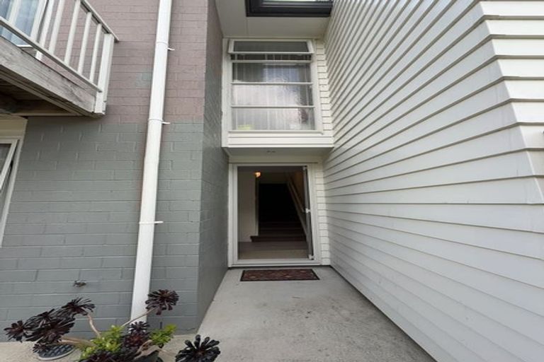 Photo of property in 55 Phar Lap Crescent, Takanini, 2112