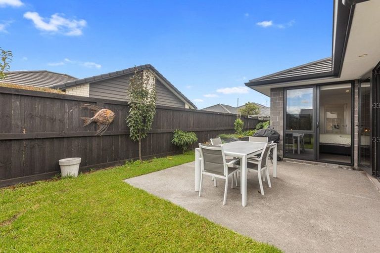 Photo of property in 8 Cowell Crescent, Pyes Pa, Tauranga, 3112