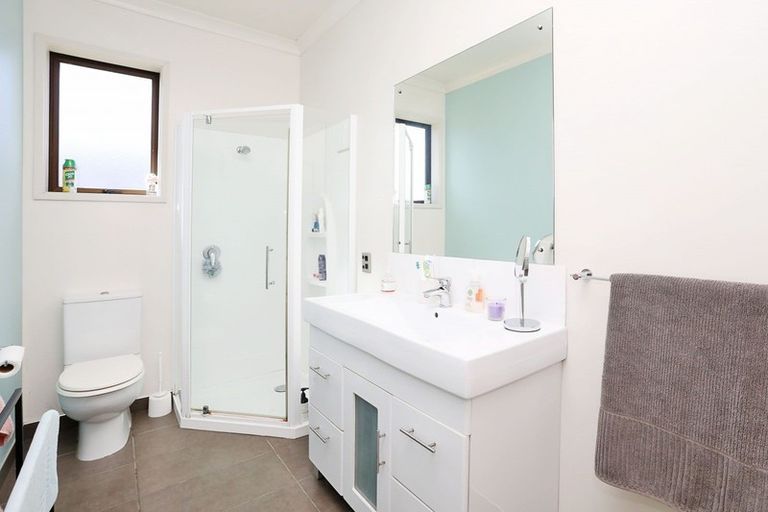 Photo of property in 16 Huia Street, Waikiwi, Invercargill, 9810