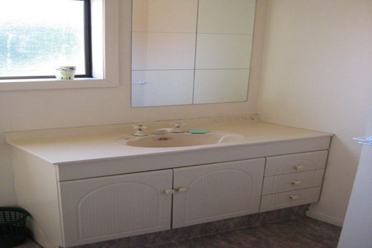 Photo of property in 90 Grafton Street, Waltham, Christchurch, 8011