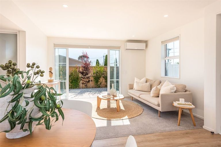 Photo of property in 1/63 Hills Road, Edgeware, Christchurch, 8013