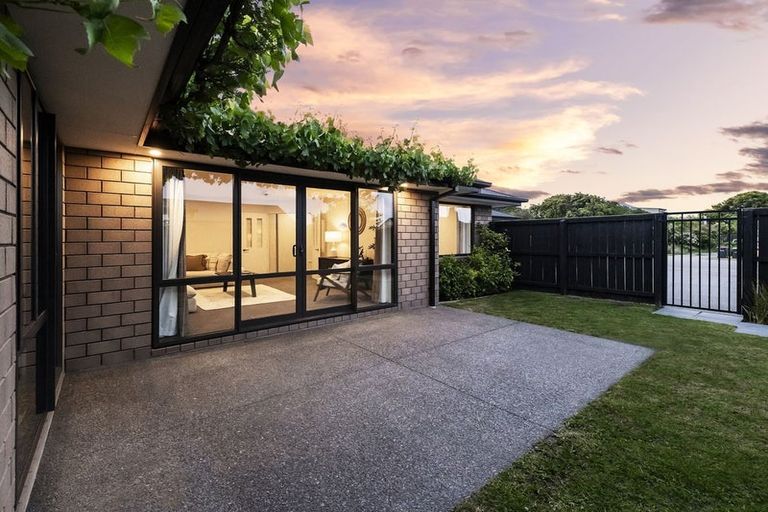 Photo of property in 25 Whincops Road, Halswell, Christchurch, 8025