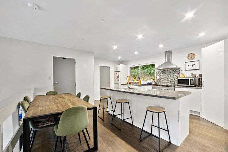 Photo of property in 6 Swadel Way, Karori, Wellington, 6012