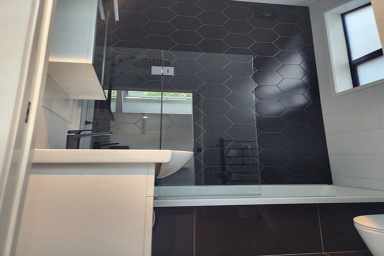 Photo of property in 64 Central Terrace, Kelburn, Wellington, 6012