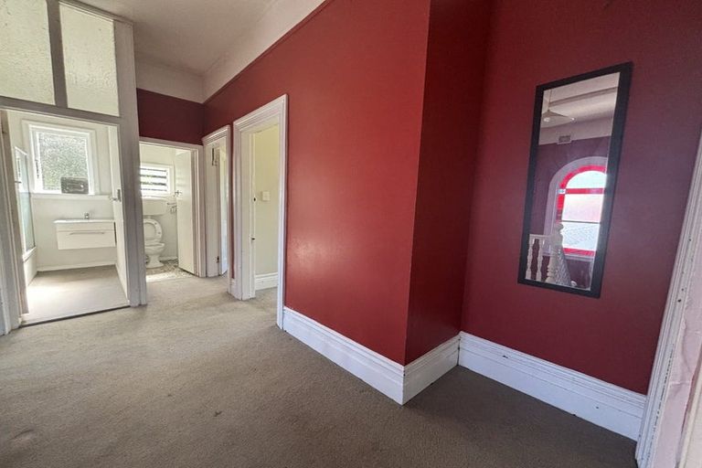 Photo of property in 1/14 Clifton Terrace, Kelburn, Wellington, 6012