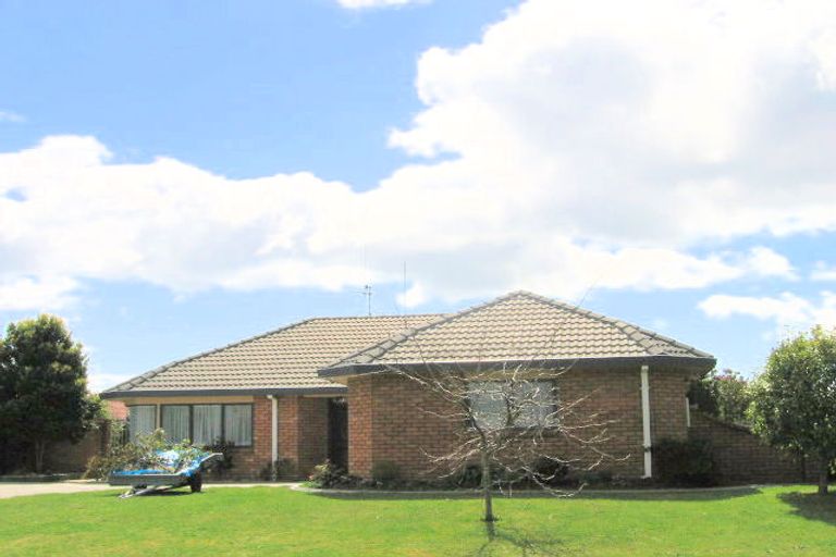 Photo of property in 70 Blake Boulevard, Papamoa Beach, Papamoa, 3118