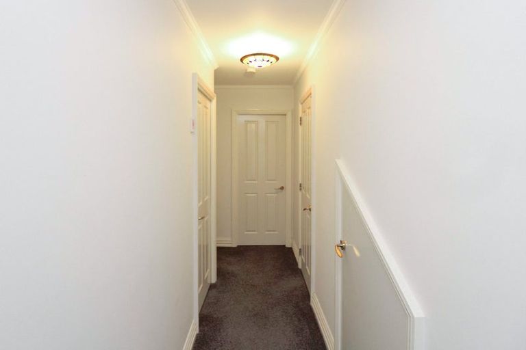 Photo of property in 10/162 Aro Street, Aro Valley, Wellington, 6021