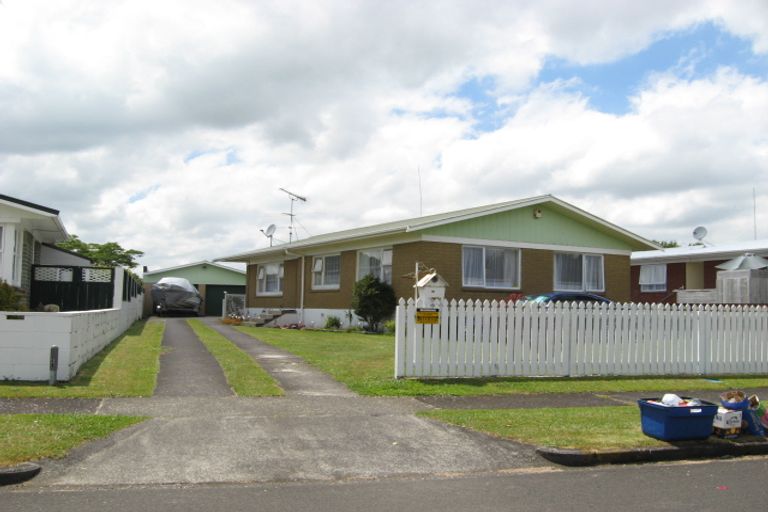 Photo of property in 18 Garden Terrace, Pukekohe, 2120