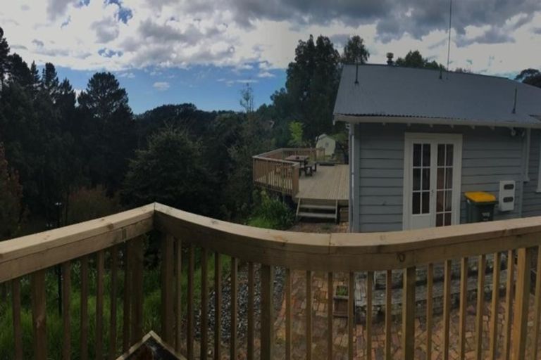 Photo of property in 1245 East Coast Road, Redvale, Albany, 0794