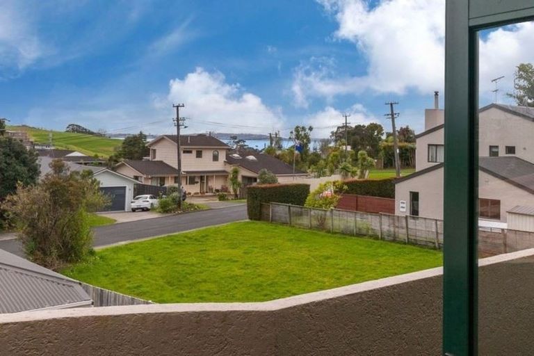 Photo of property in 6a Manuwai Road, Torbay, Auckland, 0630