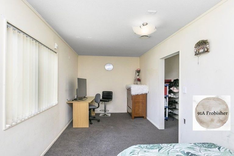 Photo of property in 91a Frobisher Street, Island Bay, Wellington, 6023