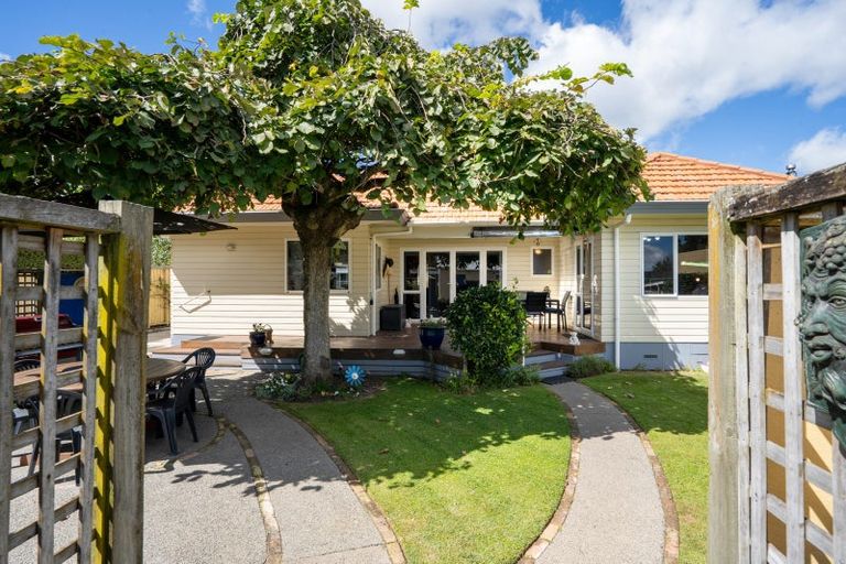 Photo of property in 68 Clare Street, Cambridge, 3434