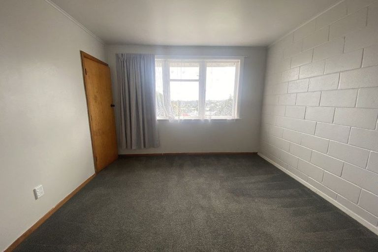 Photo of property in 41-43 Corinna Street, Waitangirua, Porirua, 5024