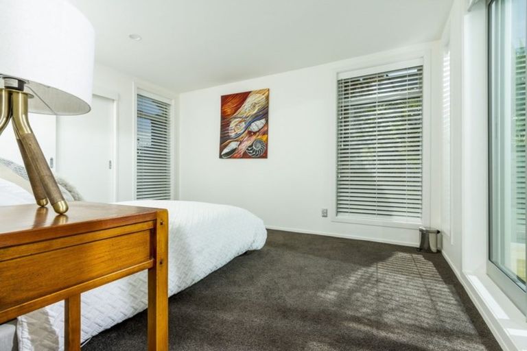 Photo of property in 31 Beach Road, Castor Bay, Auckland, 0620