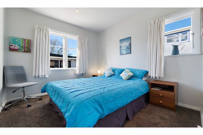 Photo of property in 1/58 Wilsons Road, Saint Martins, Christchurch, 8022