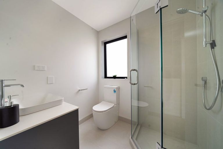 Photo of property in 7/85 Jaemont Avenue, Te Atatu South, Auckland, 0610