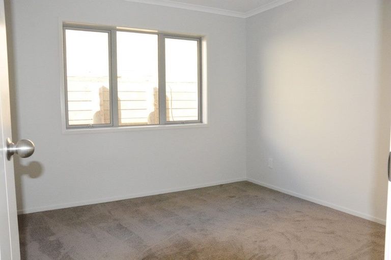 Photo of property in 66 Cyrus Street, Whalers Gate, New Plymouth, 4310