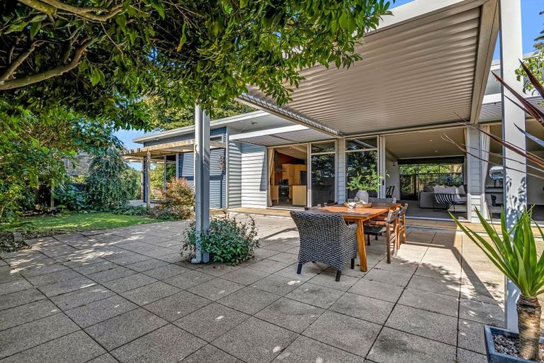 Photo of property in 2a Wouldbank Way, Welcome Bay, Tauranga, 3112