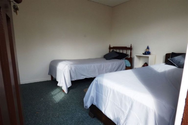 Photo of property in 5 Rimu Street, Kaka Point, Balclutha, 9271