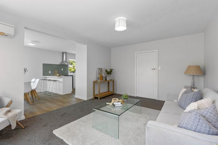 Photo of property in 1/124 Harris Crescent, Papanui, Christchurch, 8053