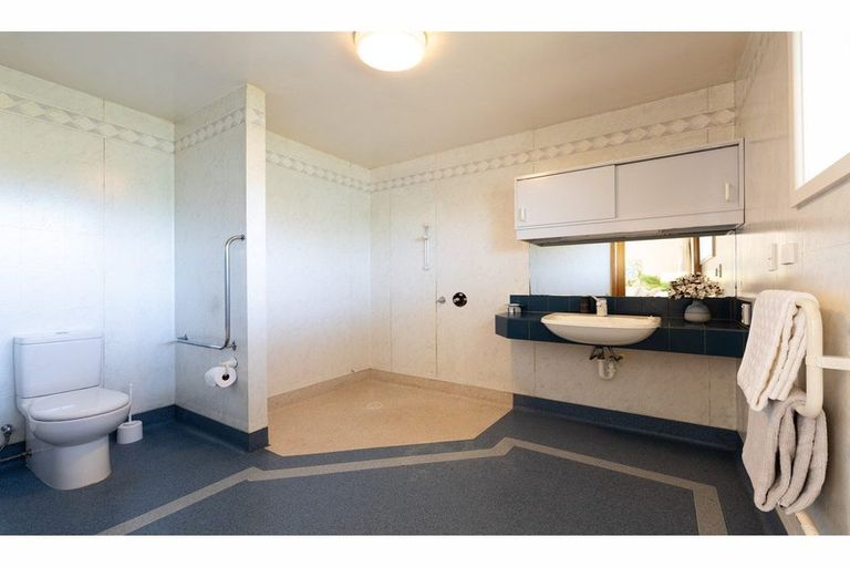 Photo of property in 84 Maidstone Road, Ilam, Christchurch, 8041