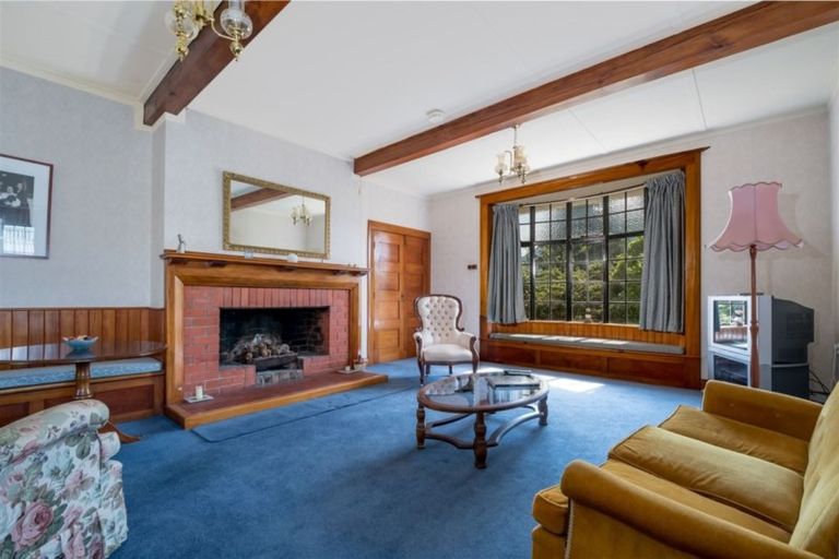 Photo of property in 118 Wellington Street, Picton, 7220