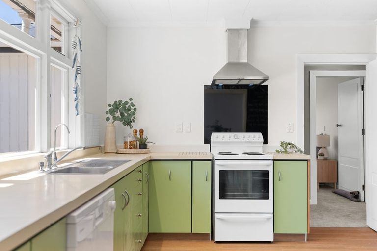 Photo of property in 14 Willis Place, Spreydon, Christchurch, 8024