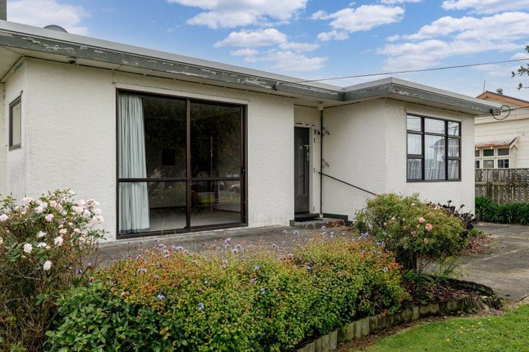 Photo of property in 60 Tyndall Street, Pahiatua, 4910