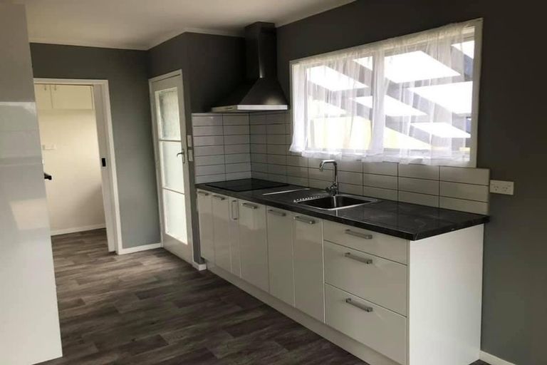 Photo of property in 24a Pohutukawa Drive, Owhata, Rotorua, 3010