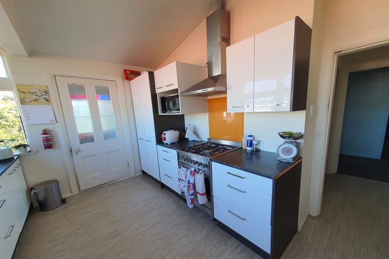 Photo of property in 41 Hankey Street, Mount Cook, Wellington, 6011