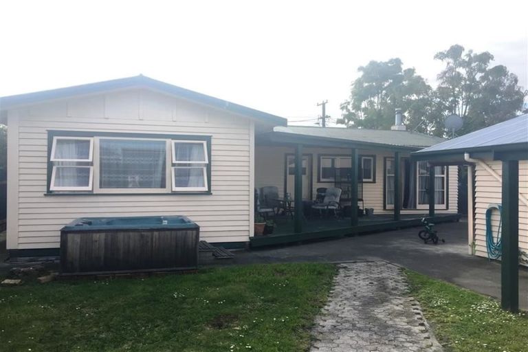 Photo of property in 10 Murphy Road, Taradale, Napier, 4112