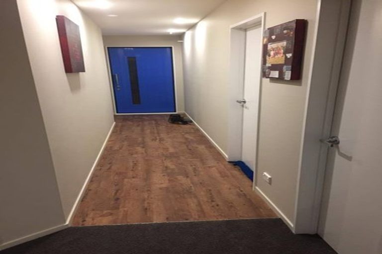 Photo of property in 16 Ragley Way, Rolleston, 7615