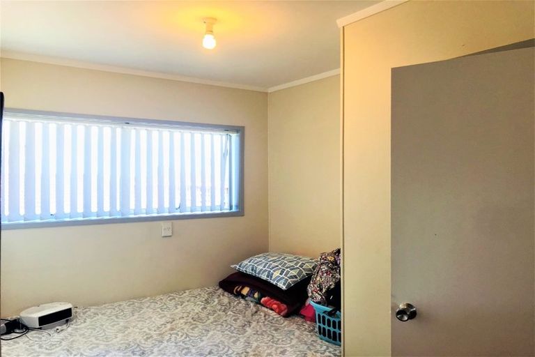 Photo of property in 5 Lendenfeld Drive, Papatoetoe, Auckland, 2025