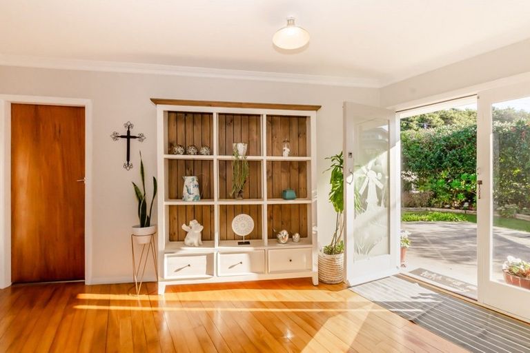 Photo of property in 26 Tutanekai Street, Paraparaumu, 5032