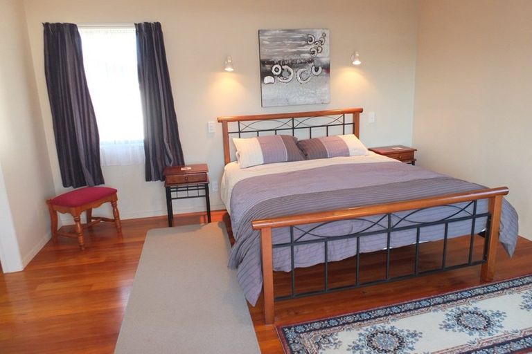 Photo of property in 30 Pratt Avenue, Foxton Beach, Foxton, 4815