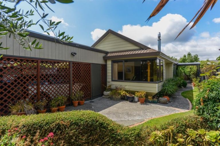 Photo of property in 4 Symons Street, Parkvale, Hastings, 4122