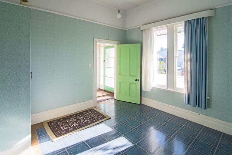 Photo of property in 77 Villa Street, Masterton, 5810