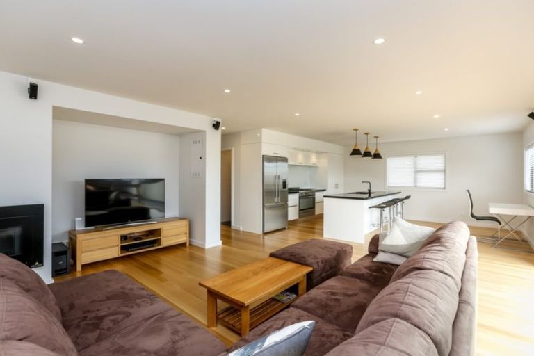 Photo of property in 116 Vivian Street, New Plymouth, 4310