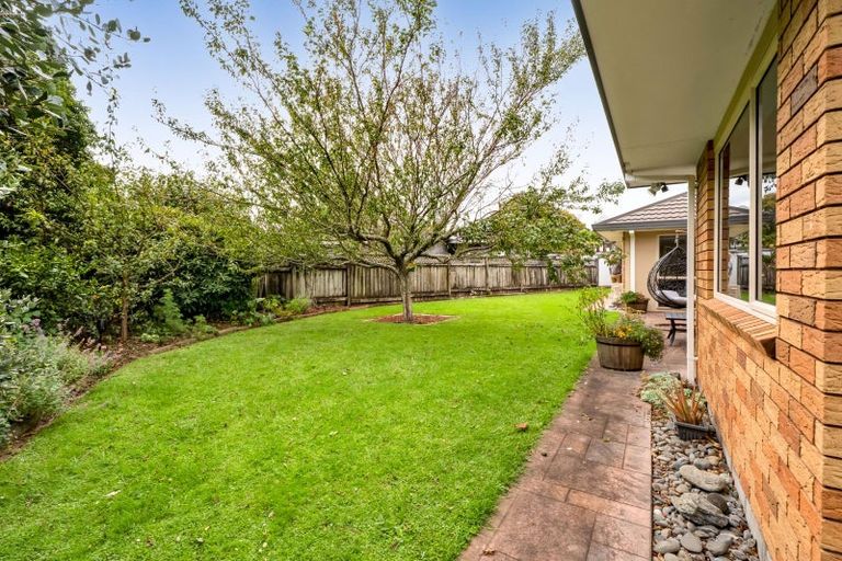 Photo of property in 4 Adam Lile Drive, Highlands Park, New Plymouth, 4312